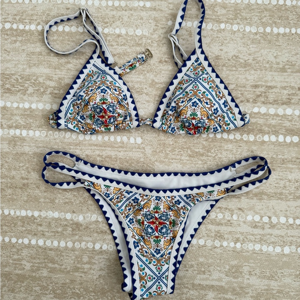 Forever 21 Multicolor Patterned Bikini - image 1